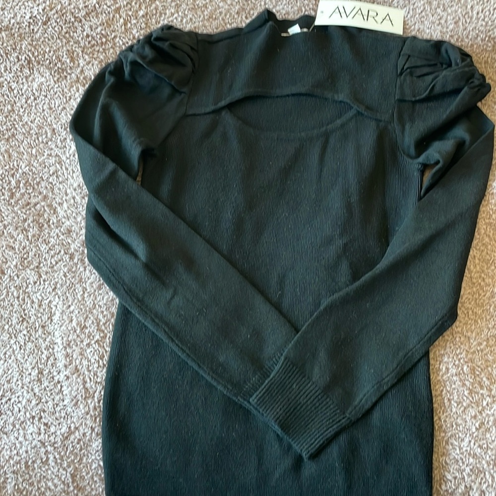 BB Dakota Black long sleeve fitted sweater w puff sleeves & cutout - NWT